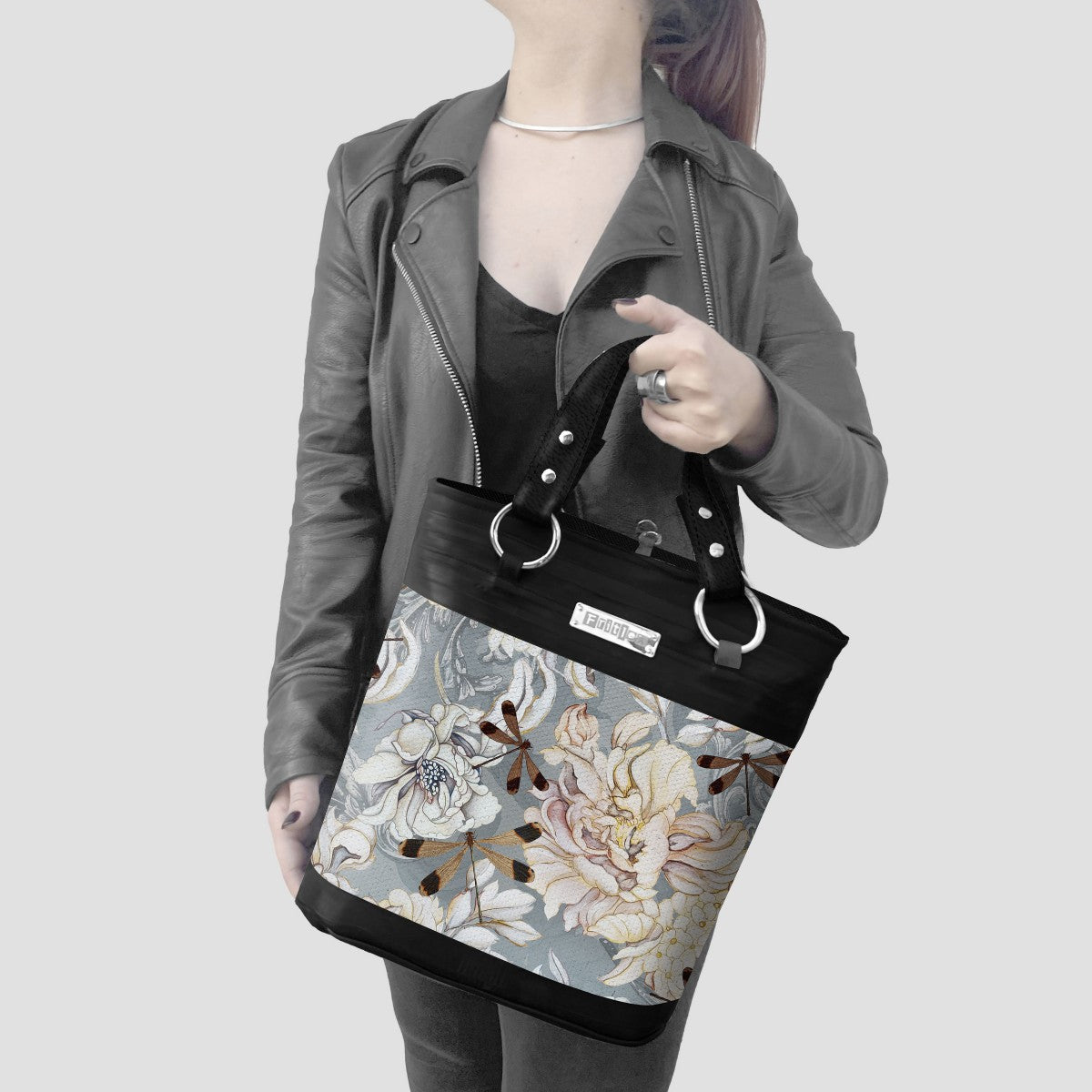 Chameleon grande Peonie e libellule